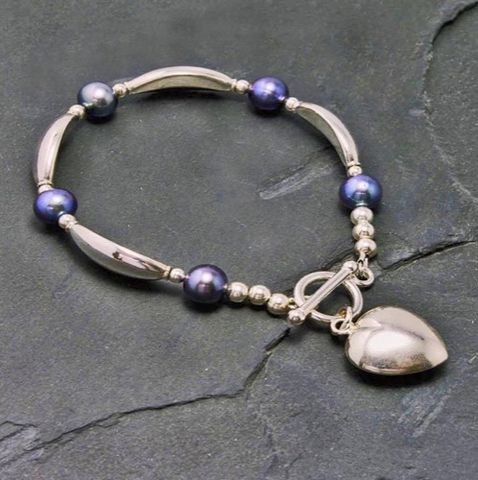 Photo of Endless Dark Pearl Bracelet