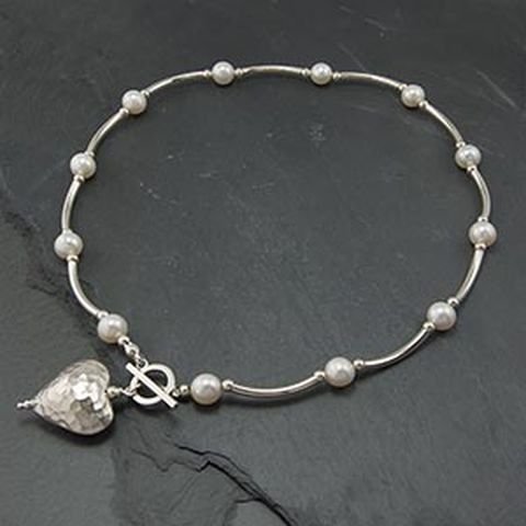 Sweet Heart Bracelet- White Pearls